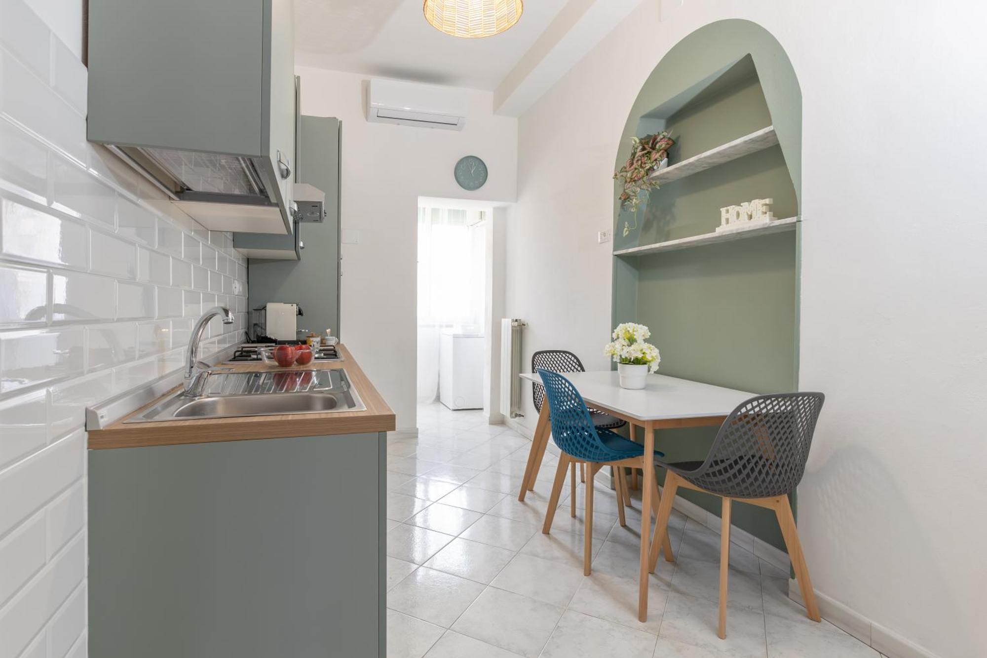 Verde Salmastro Livorno Luaran gambar